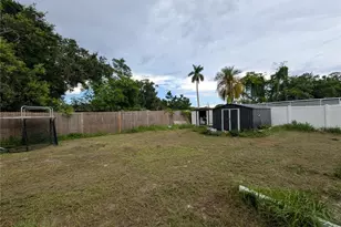 2828 Nassau St, Sarasota, FL 34231 - Photo 12