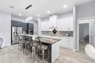 3038 Velvet Ln, North Port, FL 34286 - Photo 10