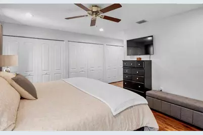 6816 Mauna Loa Boulevard, Sarasota, FL 34241 - Photo 18