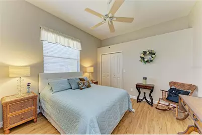 7102 42nd Court E, Sarasota, FL 34243 - Photo 32