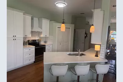 7102 42nd Court E, Sarasota, FL 34243 - Photo 4