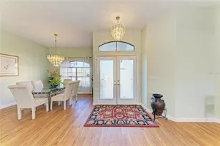 7102 42nd Ct E, Sarasota, FL 34243 - Photo 2