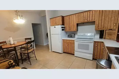 3530 Schwalbe Drive, Sarasota, FL 34235 - Photo 12