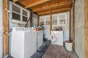 2706 E Annie St, Tampa, FL 33612 - Photo 16