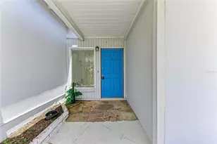 413 Whitfield Ave, Sarasota, FL 34243 - Photo 4