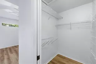 4380 Iola Dr, Sarasota, FL 34231 - Photo 20
