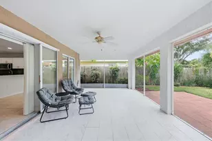 4380 Iola Dr, Sarasota, FL 34231 - Photo 28