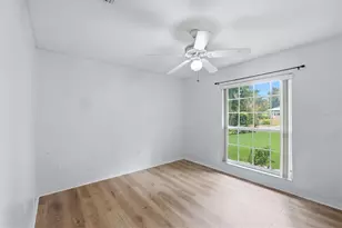 4380 Iola Dr, Sarasota, FL 34231 - Photo 24
