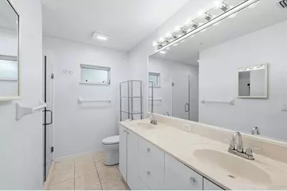 4380 Iola Drive, Sarasota, FL 34231 - Photo 18