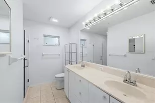4380 Iola Dr, Sarasota, FL 34231 - Photo 18