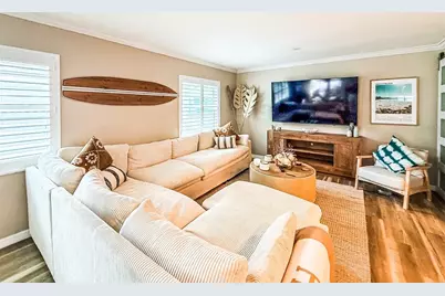 1900 Benjamin Franklin Drive, Sarasota, FL 34236 - Photo 14