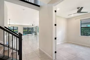 5721 Sweet Leaf Way, Sarasota, FL 34238 - Photo 18