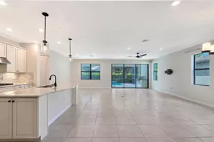 5721 Sweet Leaf Way, Sarasota, FL 34238 - Photo 6
