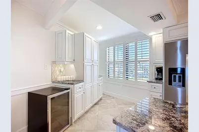 5770 Midnight Pass Road #301, Sarasota, FL 34242 - Photo 10