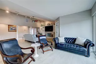 3214 N Seclusion Dr, Sarasota, FL 34239 - Photo 14