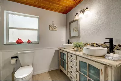 3214 N Seclusion Drive, Sarasota, FL 34239 - Photo 24
