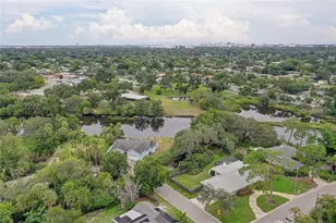 3214 N Seclusion Dr, Sarasota, FL 34239 - Photo 42