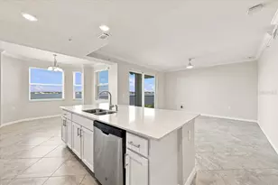 920 Tidewater Shores Loop, Bradenton, FL 34208 - Photo 2
