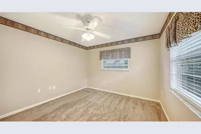 4494 Diamond Circle E, Sarasota, FL 34233 - Photo 24