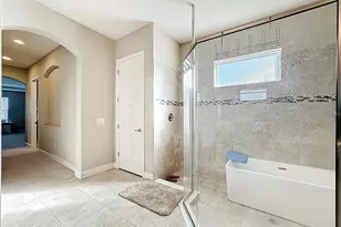 6006 Anise Dr, Sarasota, FL 34233 - Photo 56