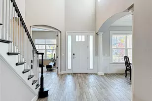 6006 Anise Dr, Sarasota, FL 34233 - Photo 10