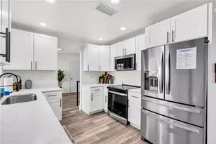 4610 Ardale St, Sarasota, FL 34232 - Photo 14