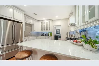 1685 6th Street, Sarasota, FL 34236 - Photo 12