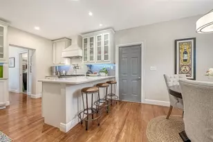 1685 6th St, Sarasota, FL 34236 - Photo 10