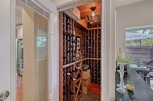 1685 6th St, Sarasota, FL 34236 - Photo 20