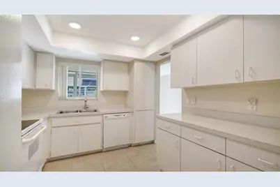 3961 Ashwood Lane #44, Sarasota, FL 34232 - Photo 14