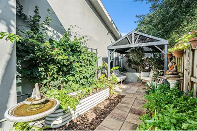 2134 Serpentine Circle S, Saint Petersburg, FL 33712 - Photo 32