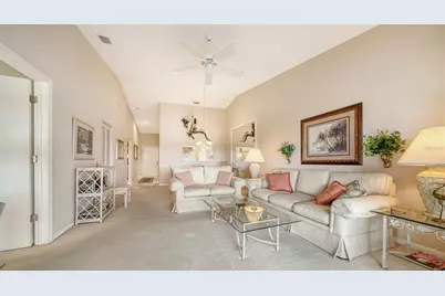 9330 Clubside Circle #3306, Sarasota, FL 34238 - Photo 8