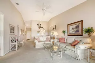 9330 Clubside Cir, Sarasota, FL 34238 - Photo 8