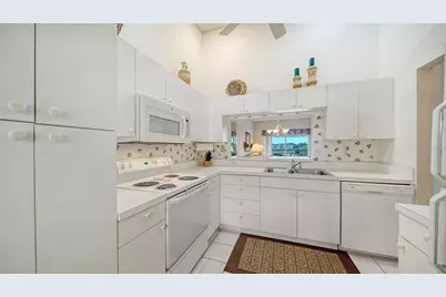 9330 Clubside Circle #3306, Sarasota, FL 34238 - Photo 14