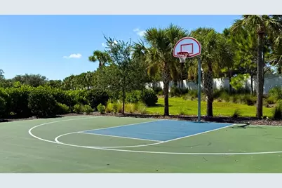 5748 Woodland Sage Drive, Sarasota, FL 34238 - Photo 46