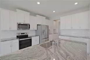 5748 Woodland Sage Dr, Sarasota, FL 34238 - Photo 8