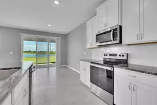 5748 Woodland Sage Dr, Sarasota, FL 34238 - Photo 14