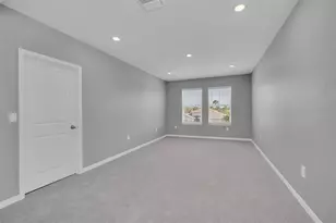 5748 Woodland Sage Dr, Sarasota, FL 34238 - Photo 34