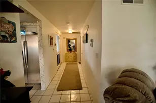 1741 Caribbean Cir, Venice, FL 34293 - Photo 10