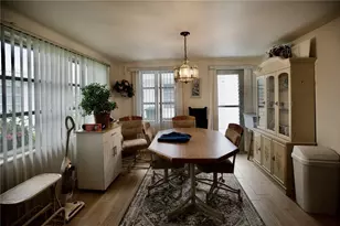1741 Caribbean Cir, Venice, FL 34293 - Photo 12
