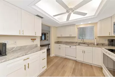 4202 Schwalbe Drive #89, Sarasota, FL 34235 - Photo 8