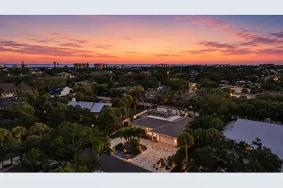 5333 Siesta Court, Sarasota, FL 34242 - Photo 6