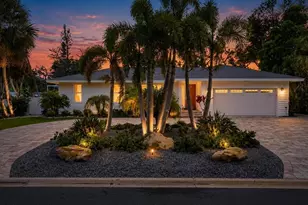 5333 Siesta Ct, Sarasota, FL 34242 - Photo 1
