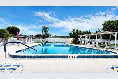 617 Park Circle #26, Bradenton, FL 34207 - Photo 2
