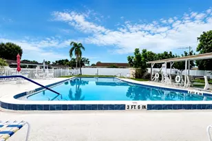 617 Park Cir, Bradenton, FL 34207 - Photo 2
