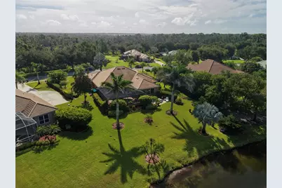 414 169th Court NE, Bradenton, FL 34212 - Photo 2