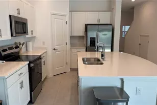 9024 Driven Snow St, Sarasota, FL 34241 - Photo 4
