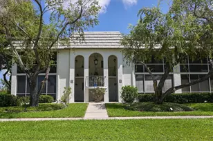 1707 Southwood St, Sarasota, FL 34231 - Photo 1