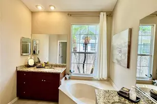 7330 Kensington Ct, Bradenton, FL 34201 - Photo 16