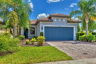 19010 Mangieri St, Venice, FL 34293 - Photo 2